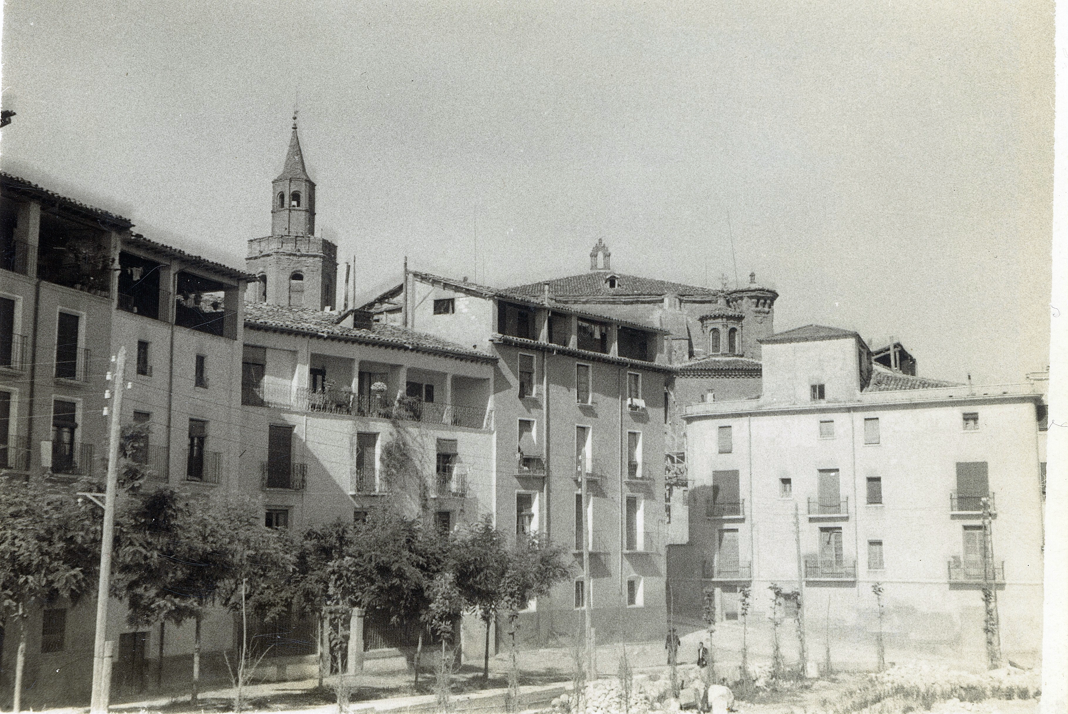 La Plaza Aragón de Barbastro II. – Franco Molina y asociados