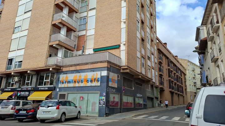 SE VENDE LOCAL